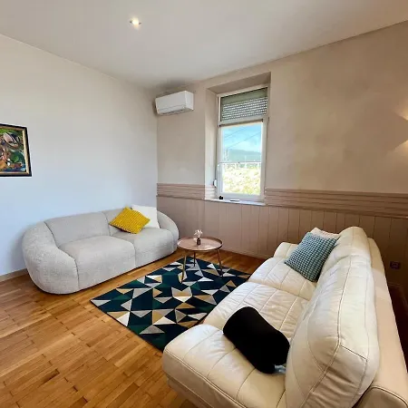 93m2 Cosy - 2 *